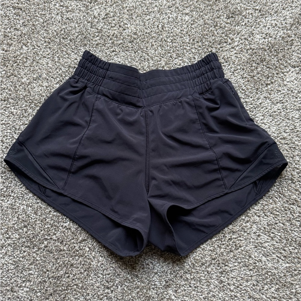 Lululemon Black Hotty Hot Shorts 2.5”